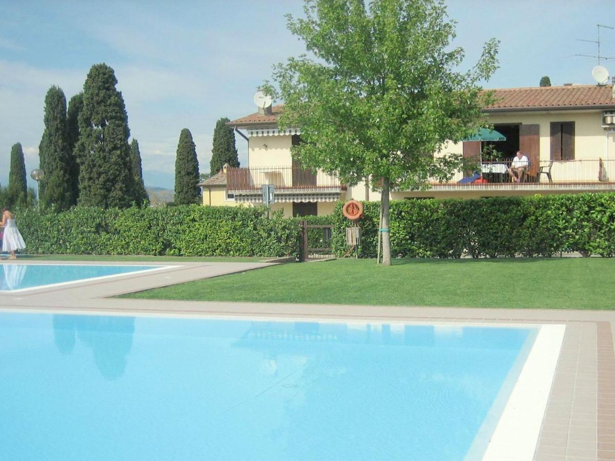 Enticing Holiday Home In Lazise With Swimming Pool Exteriér fotografie