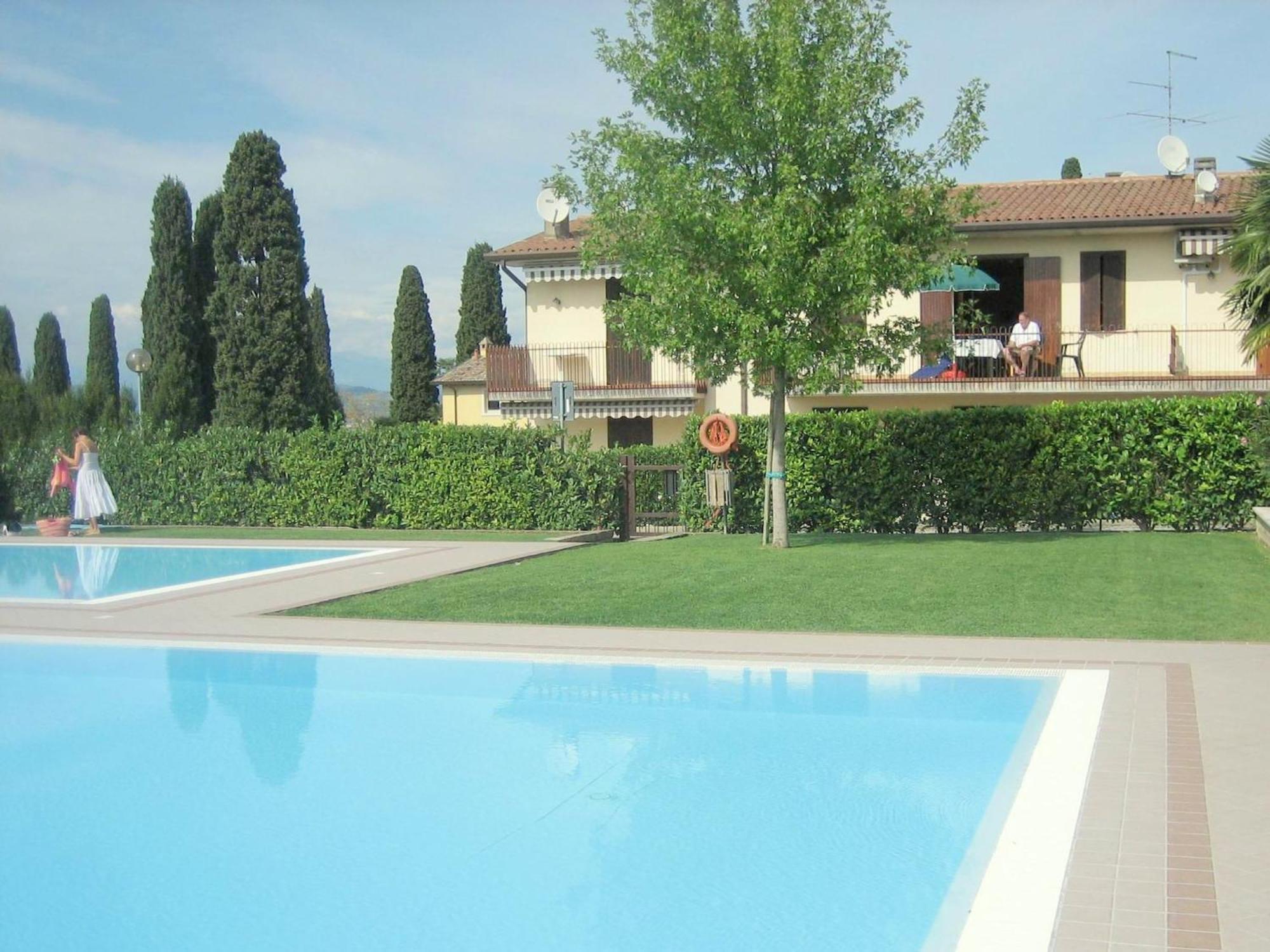 Enticing Holiday Home In Lazise With Swimming Pool Exteriér fotografie
